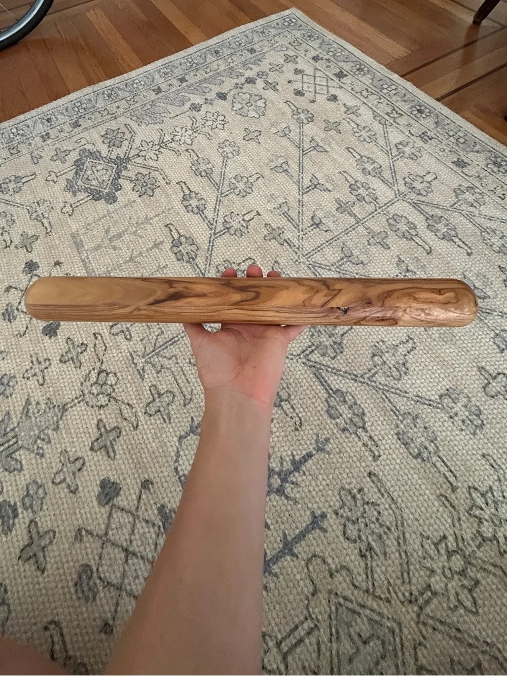 New! Williams Sonoma Olivewood Straight Rolling Pin